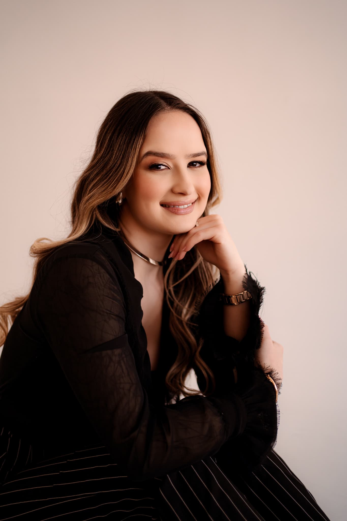 Dra. Flávia Muraro — Especialista em Harmonização Facial